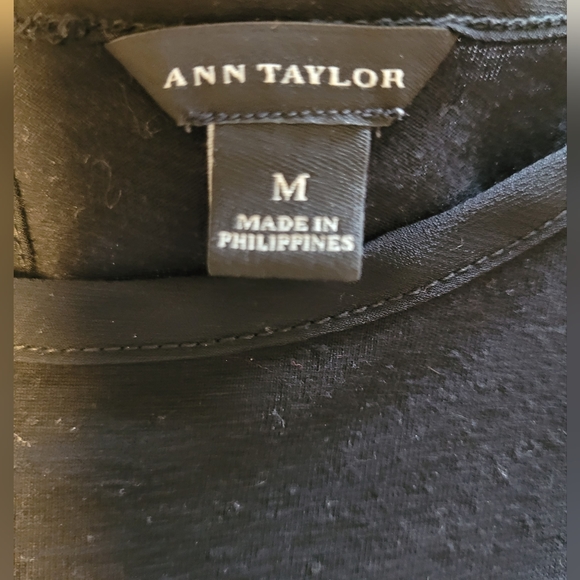 Short Sleeve Blouse - Picture 3 of 3